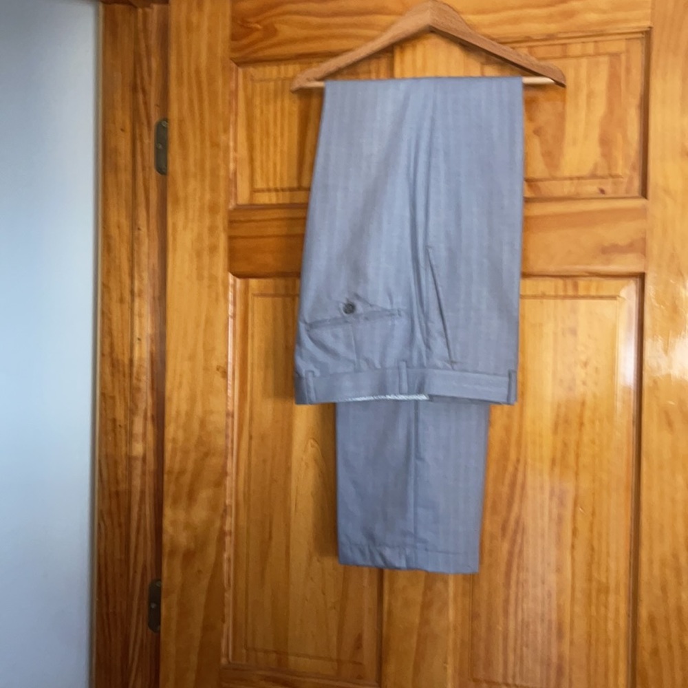 Suit - Picture 9 of 12